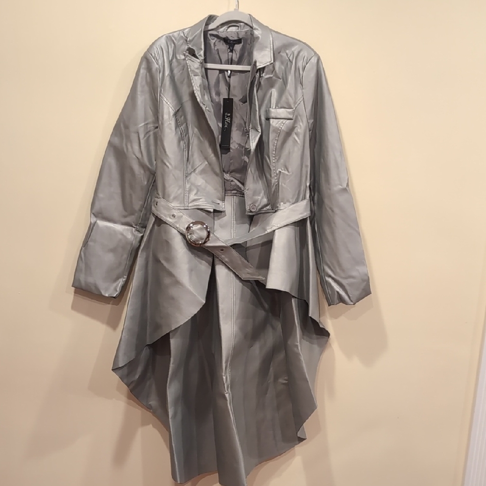 Elegant Women's Gray Trench Coat